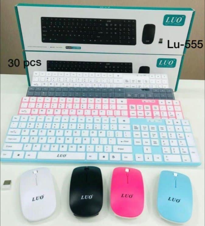 Teclado con Mouse Inalámbrico (colores surtidos)
